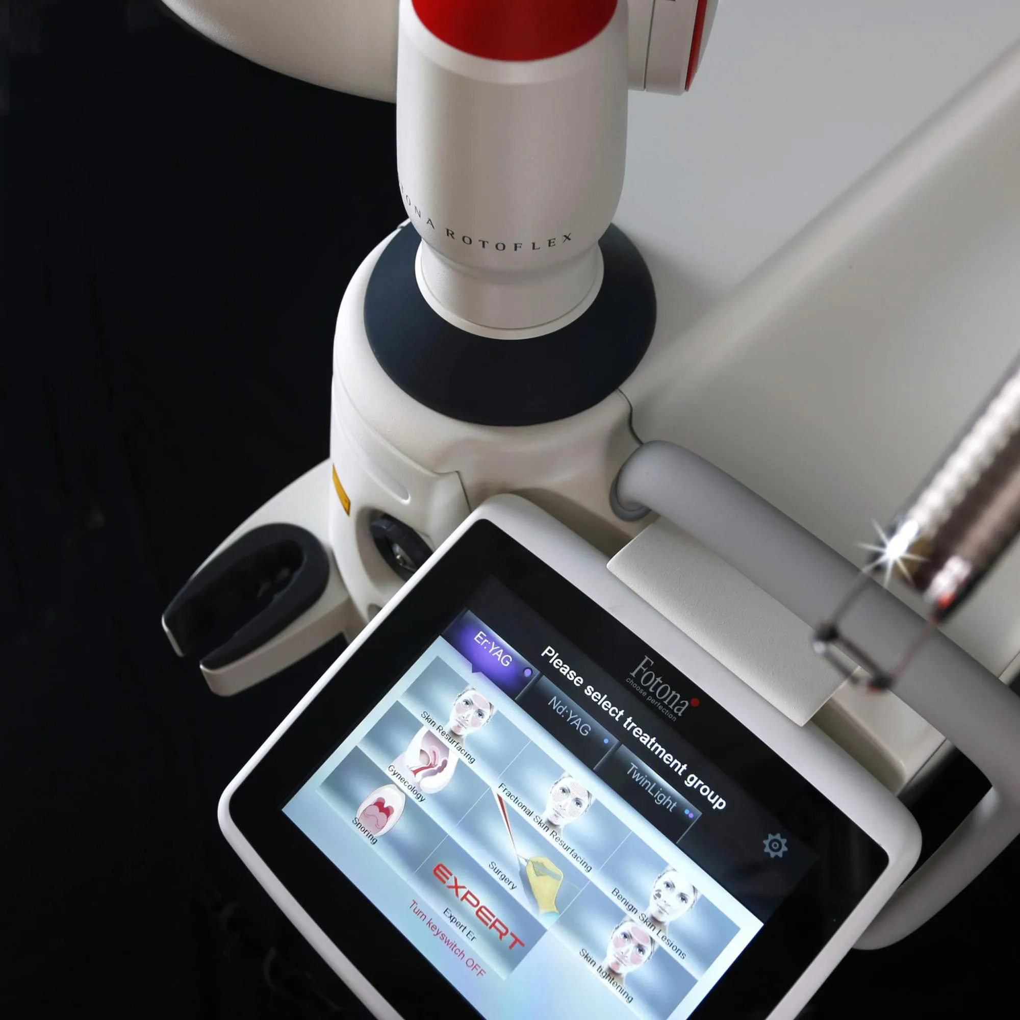 Fotona SP Dynamis laser platform control screen at Medrein Health
