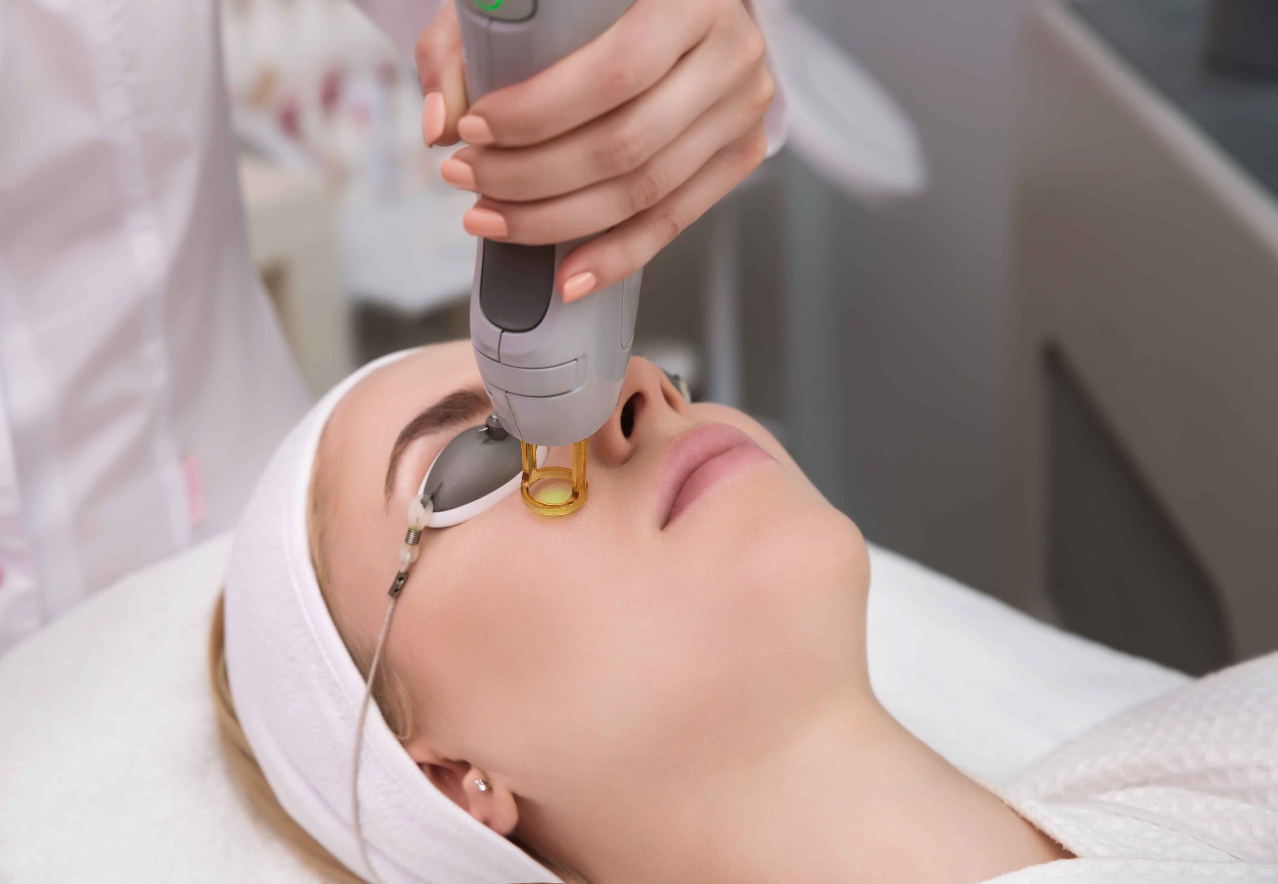 Dermaplaning Treatment for Smoother, Softer Skin